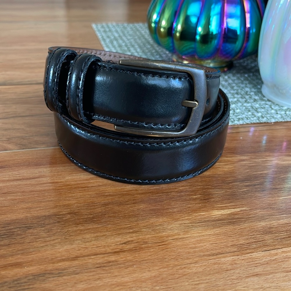 Joseph Abboud men’s black and brown leather belt